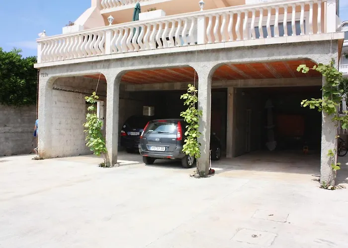 דירה With A Parking Space Barbat, Rab - 5002