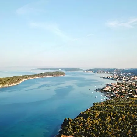 With A Parking Space Barbat, Rab - 5002 דירה Barbat na Rabu