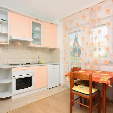 With A Parking Space Barbat, Rab - 5002 Apartament Barbat na Rabu