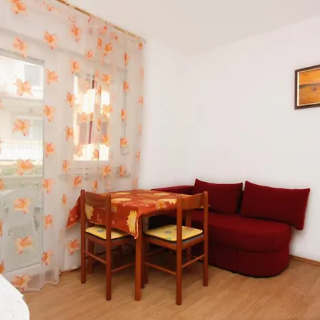 דירה With A Parking Space Barbat, Rab - 5002