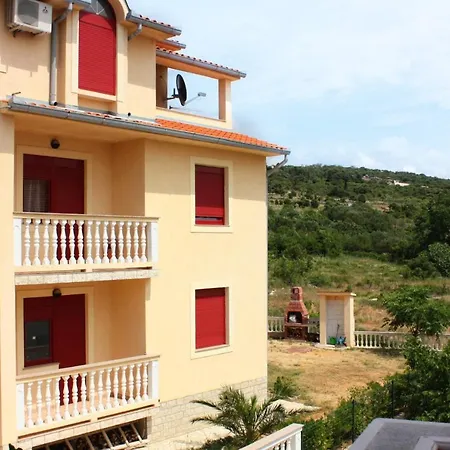 With A Parking Space Barbat, Rab - 5002 דירה *