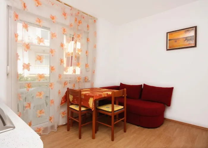 Lejlighed With A Parking Space Barbat, Rab - 5002